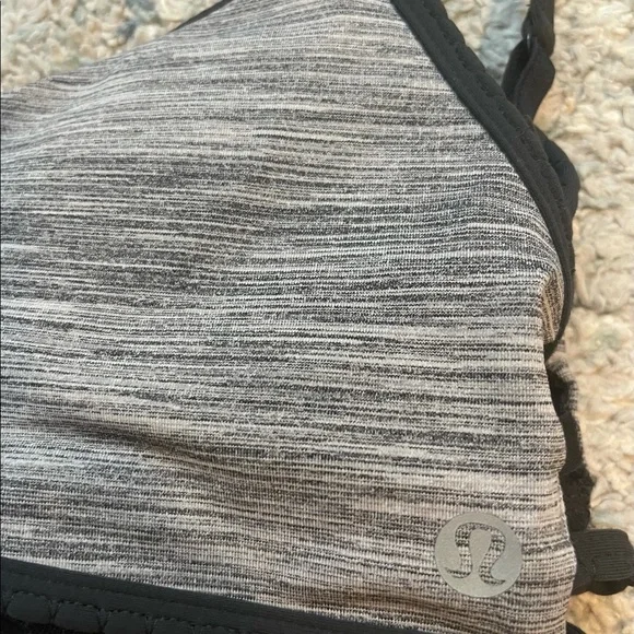 Lululemon Bra - Picture 2 of 3